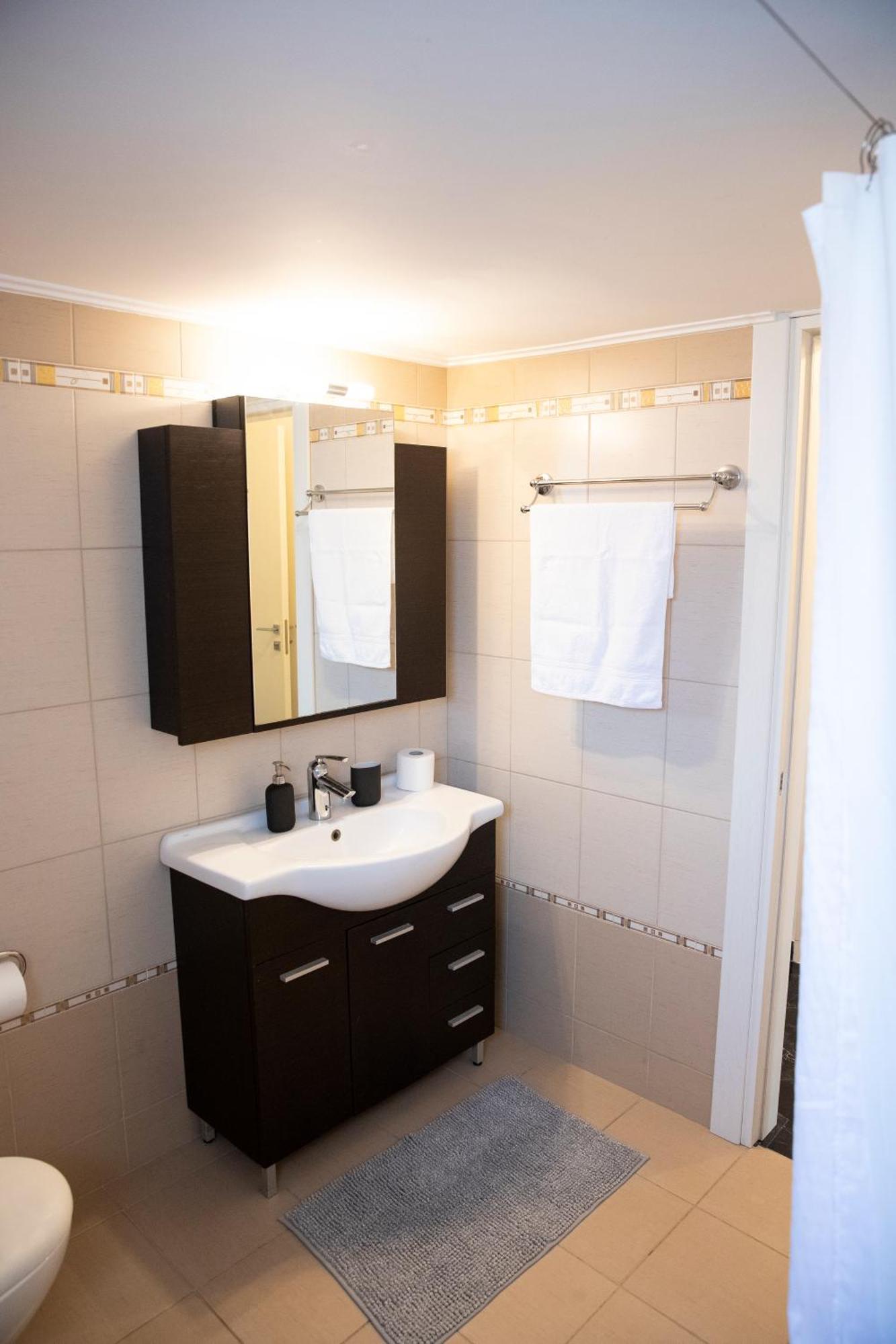 Spacious Glyfada Golf 4Br -Near Beach + Shops Athènes Extérieur photo
